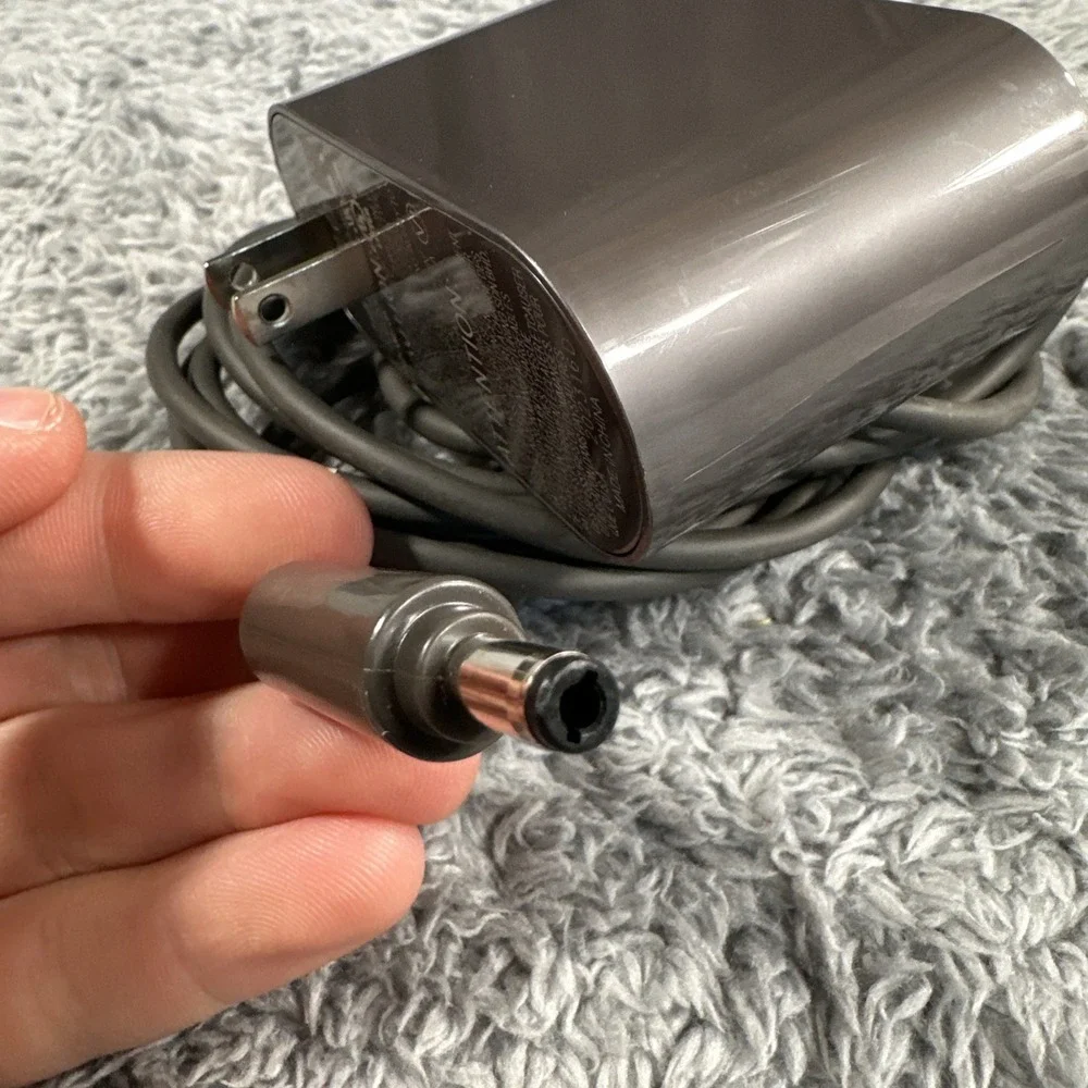 OEM Dyson V6 V7 V8 DC58 DC59 DC61 DC62 SV04 SV05 SV06 Cordless Vacuum Charger
